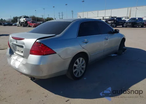 2007 Honda Accord 3.0 Se from USA, damaged, VIN 1HGCM66497A060153